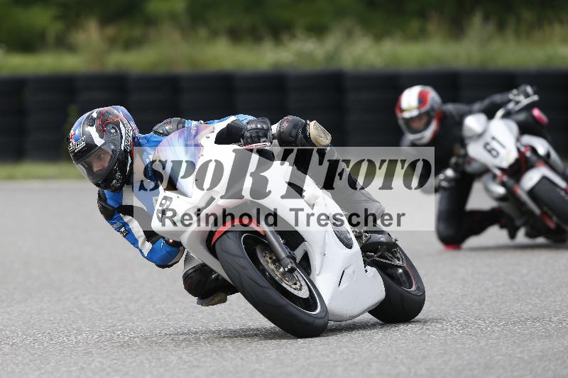 /37 28.07.2025 Dunlop Ride und Test Day ADR/Trackday Erfahren gelb Trackday schnell  rot/49